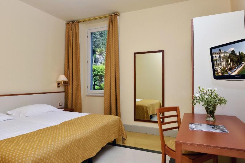 Hotel Monte Baldo E Villa Acquarone Gardone Riviera Ngoại thất bức ảnh